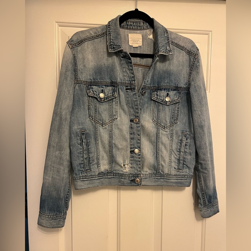 Distressed American Eagle Denim Jean Jacket